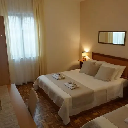 Apartment Modern With Private Patio, Bbq, And Close To